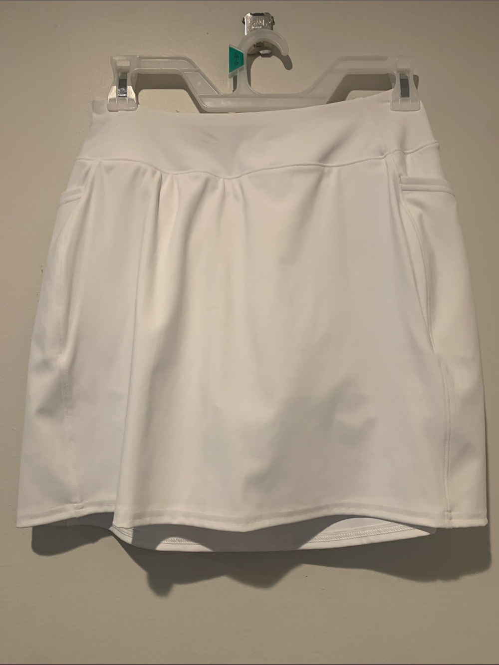 tek gear White A-Line Athletic Skort with Side Pockets